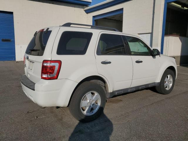 Photo 2 VIN: 1FMCU9D7XCKC28122 - FORD ESCAPE XLT 