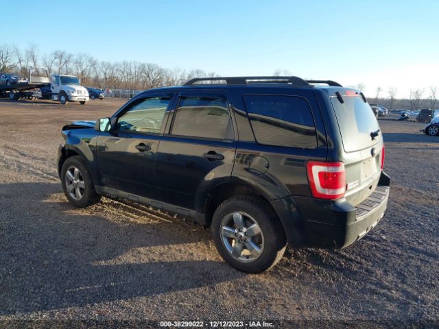 Photo 2 VIN: 1FMCU9DG0AKB30374 - FORD ESCAPE 