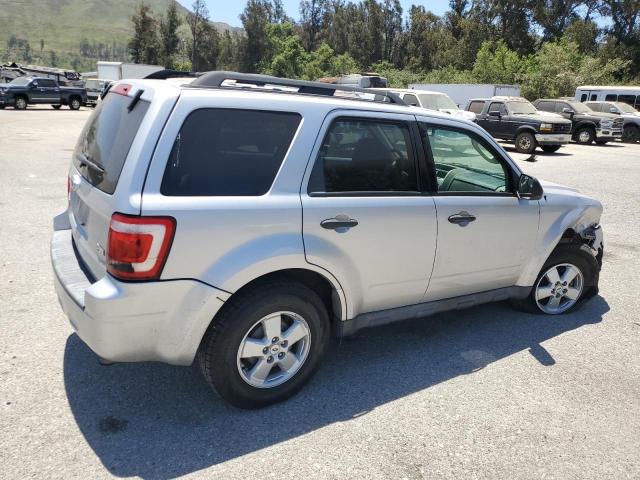 Photo 2 VIN: 1FMCU9DG0AKB77002 - FORD ESCAPE 