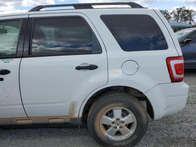 Photo 11 VIN: 1FMCU9DG0AKC22035 - FORD ESCAPE XLT 