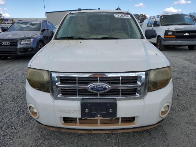 Photo 4 VIN: 1FMCU9DG0AKC22035 - FORD ESCAPE XLT 