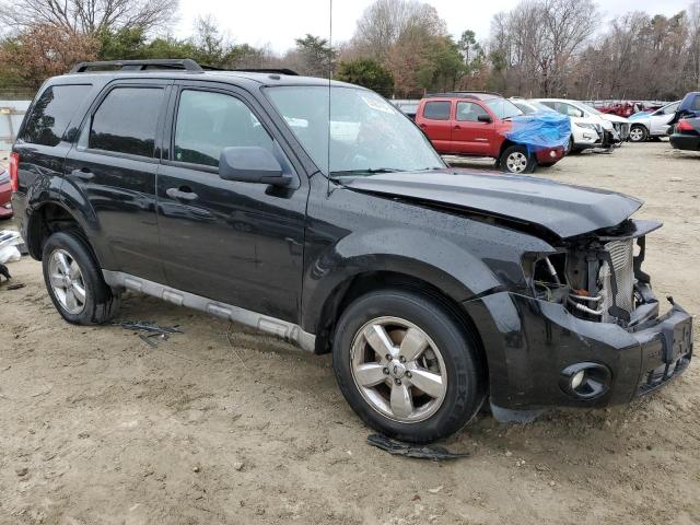 Photo 3 VIN: 1FMCU9DG0AKC81439 - FORD ESCAPE XLT 