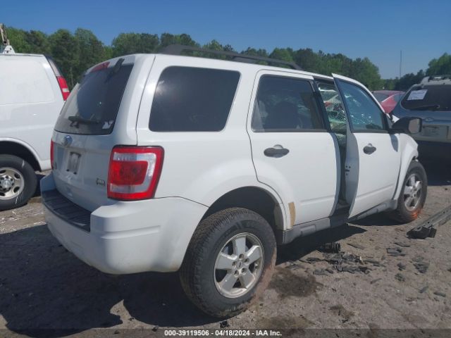 Photo 3 VIN: 1FMCU9DG0AKC89783 - FORD ESCAPE 