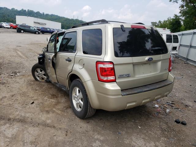 Photo 2 VIN: 1FMCU9DG0AKD43616 - FORD ESCAPE XLT 