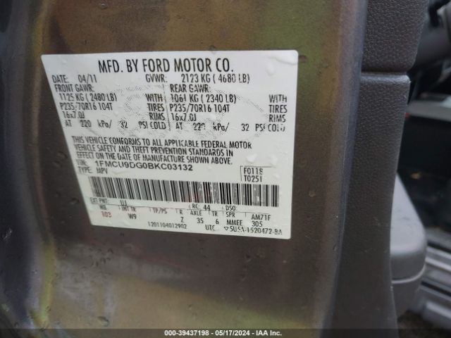 Photo 8 VIN: 1FMCU9DG0BKC03132 - FORD ESCAPE 