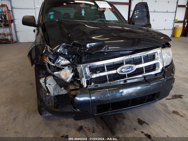 Photo 5 VIN: 1FMCU9DG0BKC35806 - FORD ESCAPE 