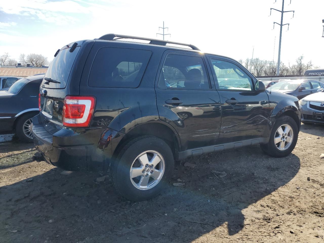 Photo 2 VIN: 1FMCU9DG0CKA56862 - FORD ESCAPE 