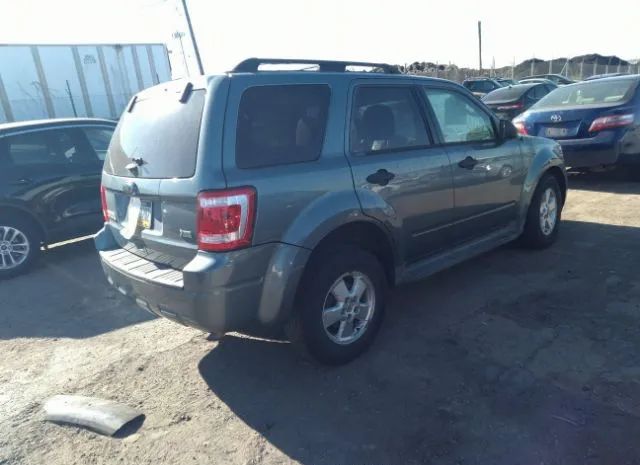 Photo 3 VIN: 1FMCU9DG0CKA70700 - FORD ESCAPE 