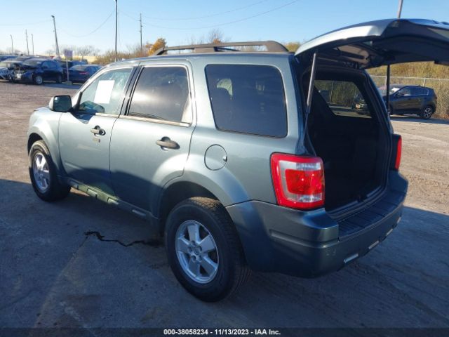 Photo 2 VIN: 1FMCU9DG0CKB25968 - FORD ESCAPE 