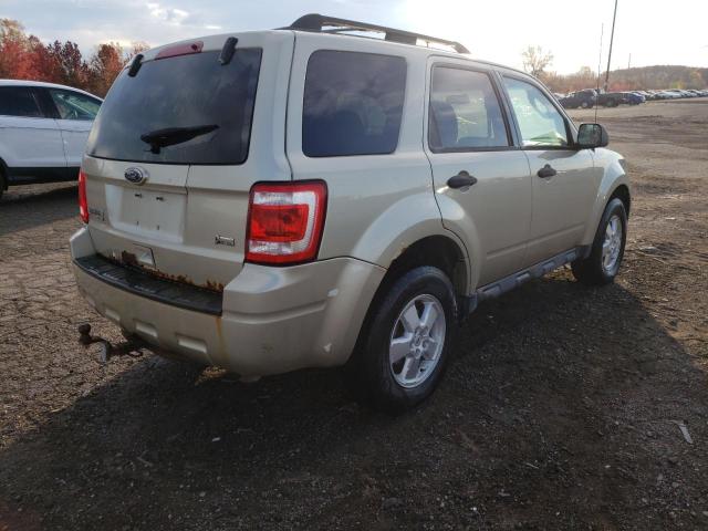 Photo 3 VIN: 1FMCU9DG1AKA52753 - FORD ESCAPE XLT 