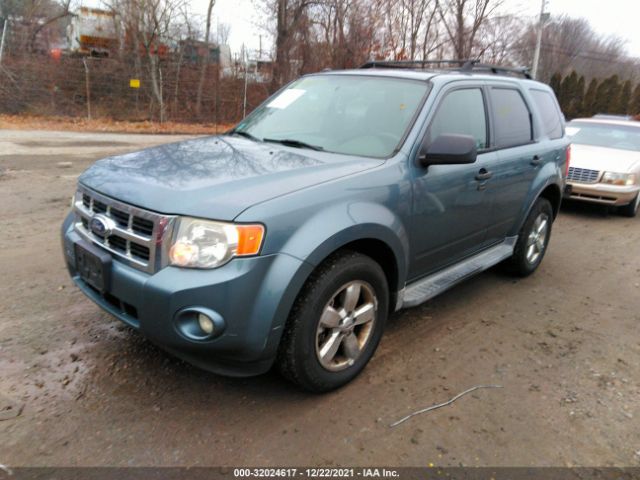 Photo 1 VIN: 1FMCU9DG1AKC49129 - FORD ESCAPE 