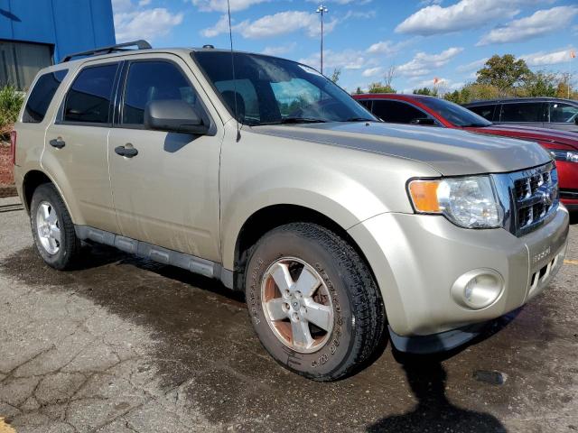 Photo 3 VIN: 1FMCU9DG1BKA52639 - FORD ESCAPE XLT 