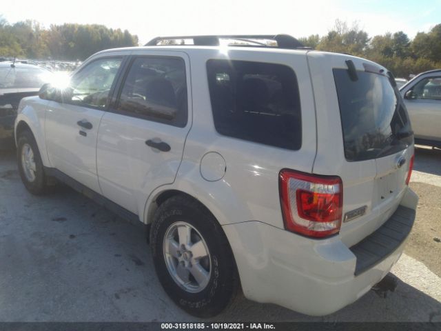 Photo 2 VIN: 1FMCU9DG1BKB02276 - FORD ESCAPE 