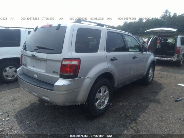 Photo 3 VIN: 1FMCU9DG1BKC35278 - FORD ESCAPE 