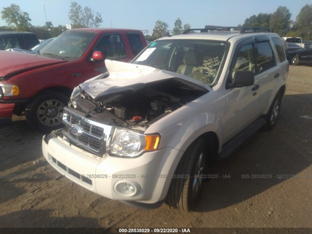 Photo 1 VIN: 1FMCU9DG1CKA82662 - FORD ESCAPE 