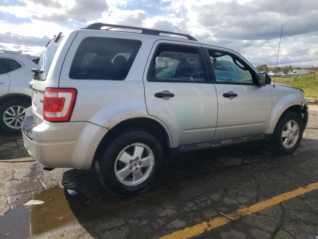 Photo 2 VIN: 1FMCU9DG1CKB73494 - FORD ESCAPE XLT 