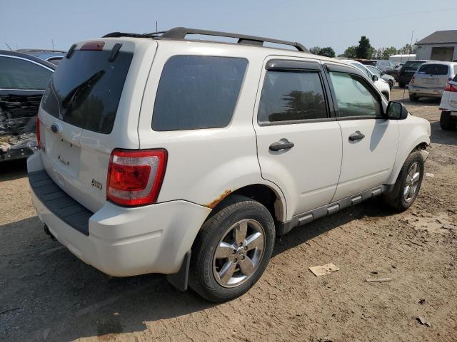 Photo 2 VIN: 1FMCU9DG2AKA07000 - FORD ESCAPE XLT 