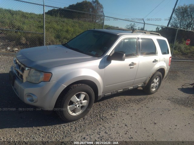 Photo 1 VIN: 1FMCU9DG2AKC44229 - FORD ESCAPE 