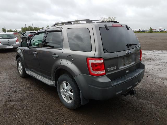 Photo 2 VIN: 1FMCU9DG2AKC56882 - FORD ESCAPE XLT 