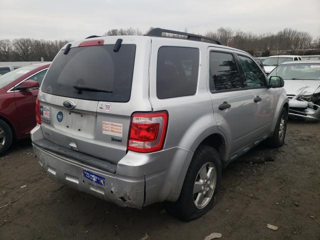 Photo 3 VIN: 1FMCU9DG2AKD09211 - FORD ESCAPE 