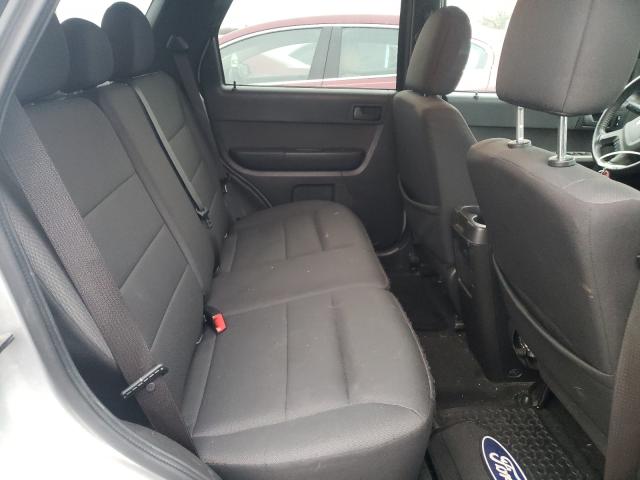 Photo 5 VIN: 1FMCU9DG2AKD09211 - FORD ESCAPE 