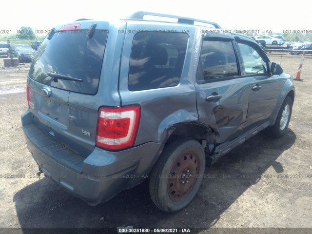 Photo 3 VIN: 1FMCU9DG2AKD44394 - FORD ESCAPE 