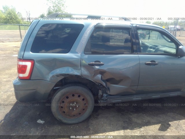 Photo 5 VIN: 1FMCU9DG2AKD44394 - FORD ESCAPE 