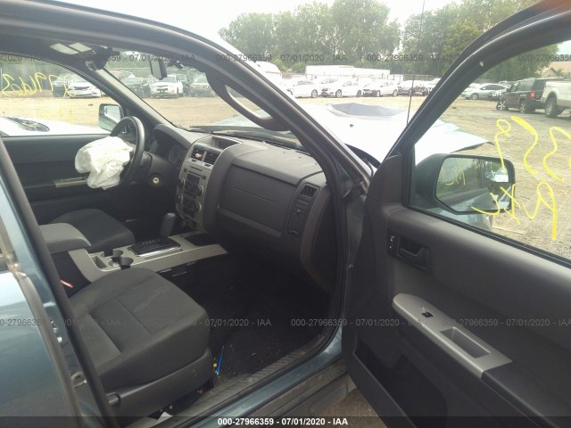 Photo 4 VIN: 1FMCU9DG2BKA08083 - FORD ESCAPE 