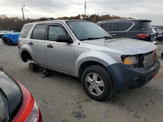 Photo 3 VIN: 1FMCU9DG2BKA12151 - FORD ESCAPE 