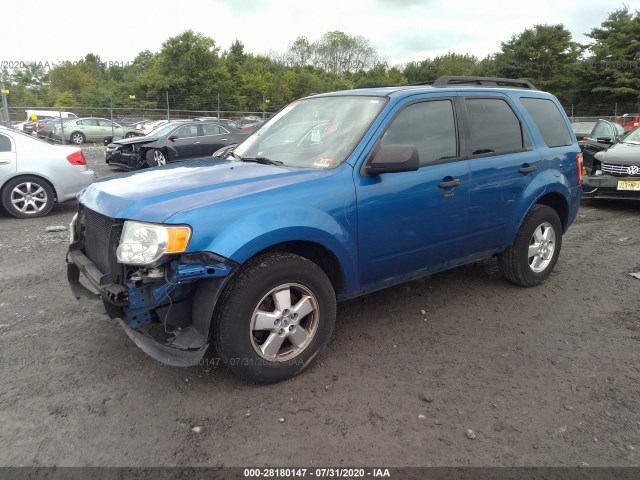 Photo 1 VIN: 1FMCU9DG2BKA18645 - FORD ESCAPE 