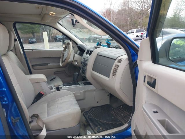 Photo 4 VIN: 1FMCU9DG2BKA40967 - FORD ESCAPE 