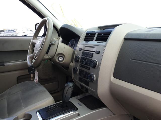 Photo 8 VIN: 1FMCU9DG2CKC34352 - FORD ESCAPE XLT 