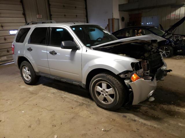 Photo 3 VIN: 1FMCU9DG2CKC61034 - FORD ESCAPE XLT 