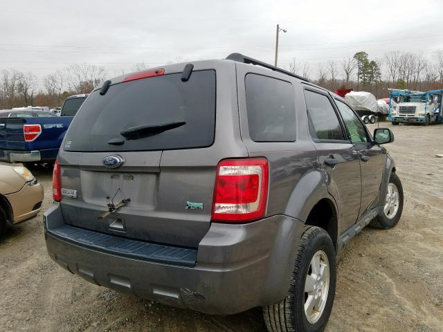 Photo 3 VIN: 1FMCU9DG2CKC74530 - FORD ESCAPE XLT 