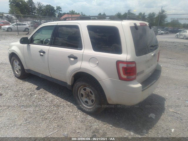 Photo 2 VIN: 1FMCU9DG2CKC77797 - FORD ESCAPE 