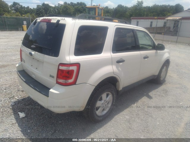 Photo 3 VIN: 1FMCU9DG2CKC77797 - FORD ESCAPE 