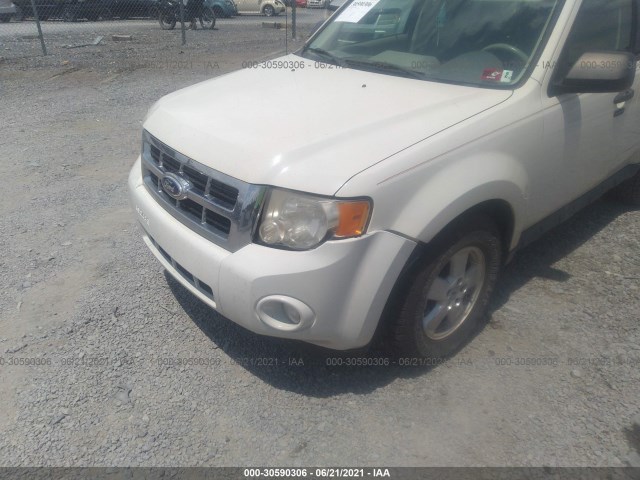 Photo 5 VIN: 1FMCU9DG2CKC77797 - FORD ESCAPE 