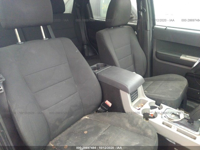 Photo 4 VIN: 1FMCU9DG3AKB09437 - FORD ESCAPE 