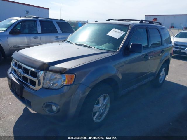 Photo 1 VIN: 1FMCU9DG3AKB16792 - FORD ESCAPE 