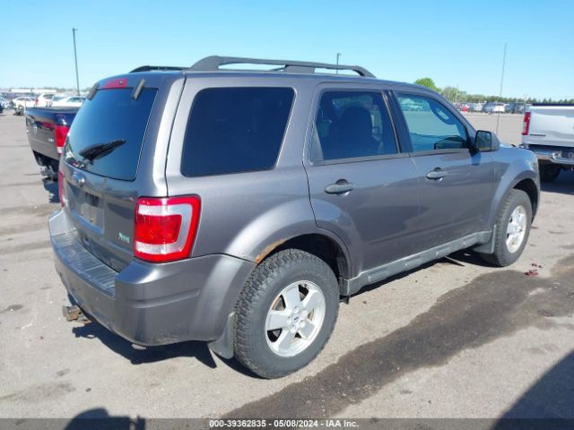 Photo 3 VIN: 1FMCU9DG3AKB16792 - FORD ESCAPE 