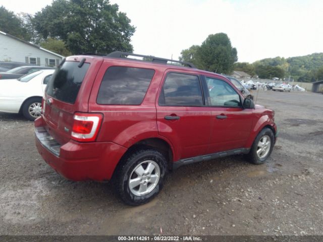 Photo 3 VIN: 1FMCU9DG3AKB88687 - FORD ESCAPE 