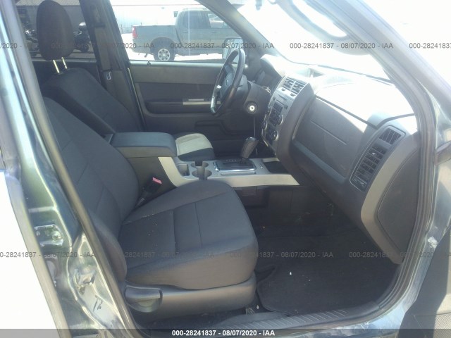 Photo 4 VIN: 1FMCU9DG3AKC06699 - FORD ESCAPE 