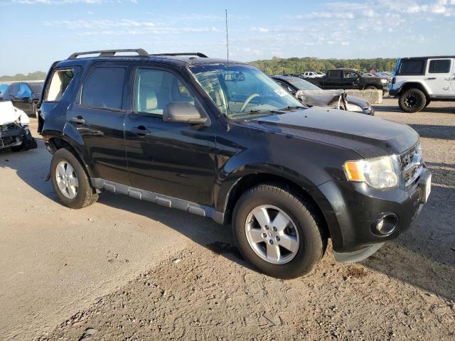 Photo 3 VIN: 1FMCU9DG3BKB39233 - FORD ESCAPE XLT 