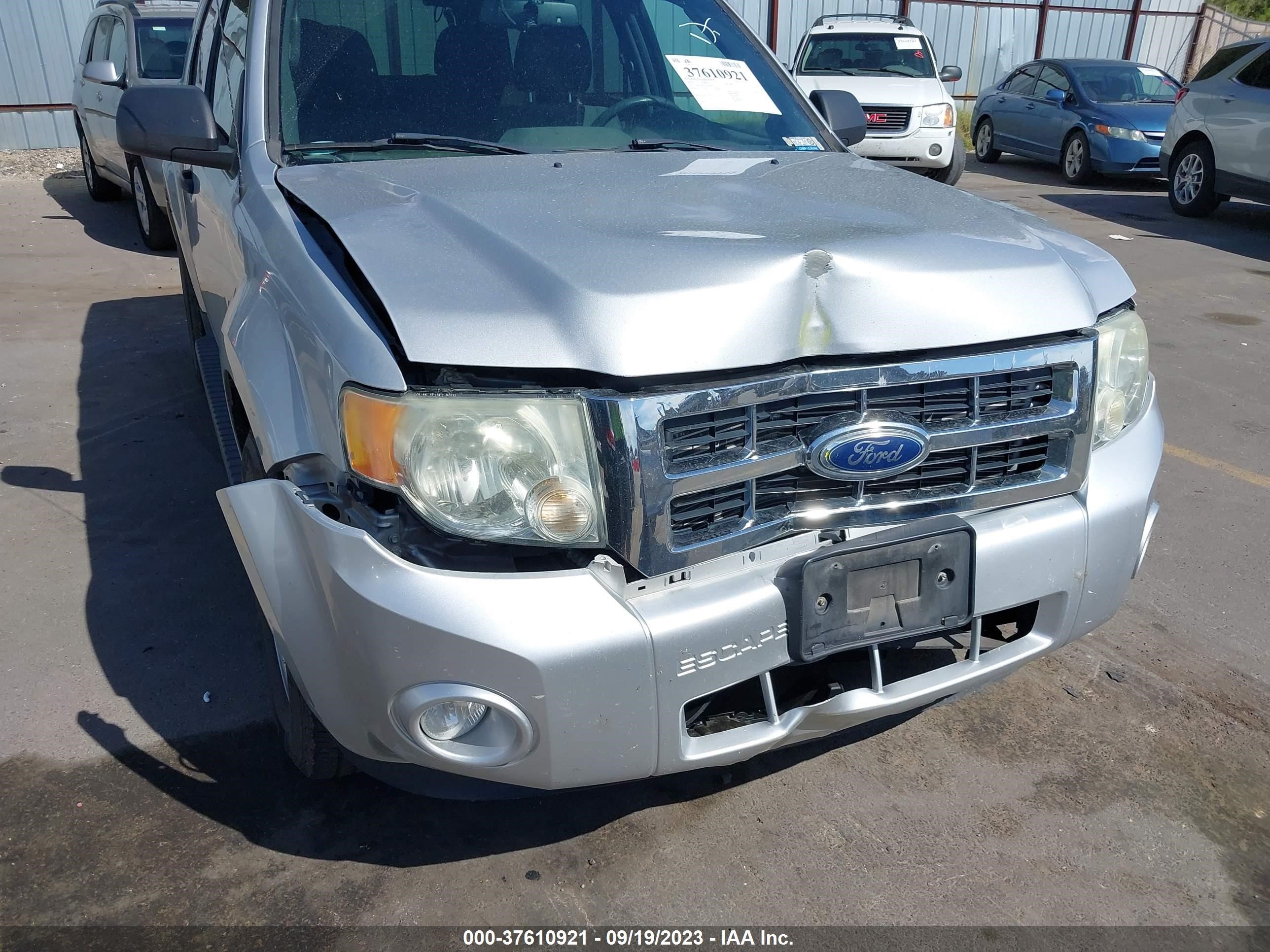 Photo 5 VIN: 1FMCU9DG3CKA29025 - FORD ESCAPE 