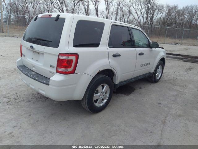 Photo 3 VIN: 1FMCU9DG3CKA90567 - FORD ESCAPE 