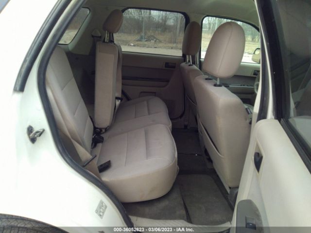 Photo 7 VIN: 1FMCU9DG3CKA90567 - FORD ESCAPE 