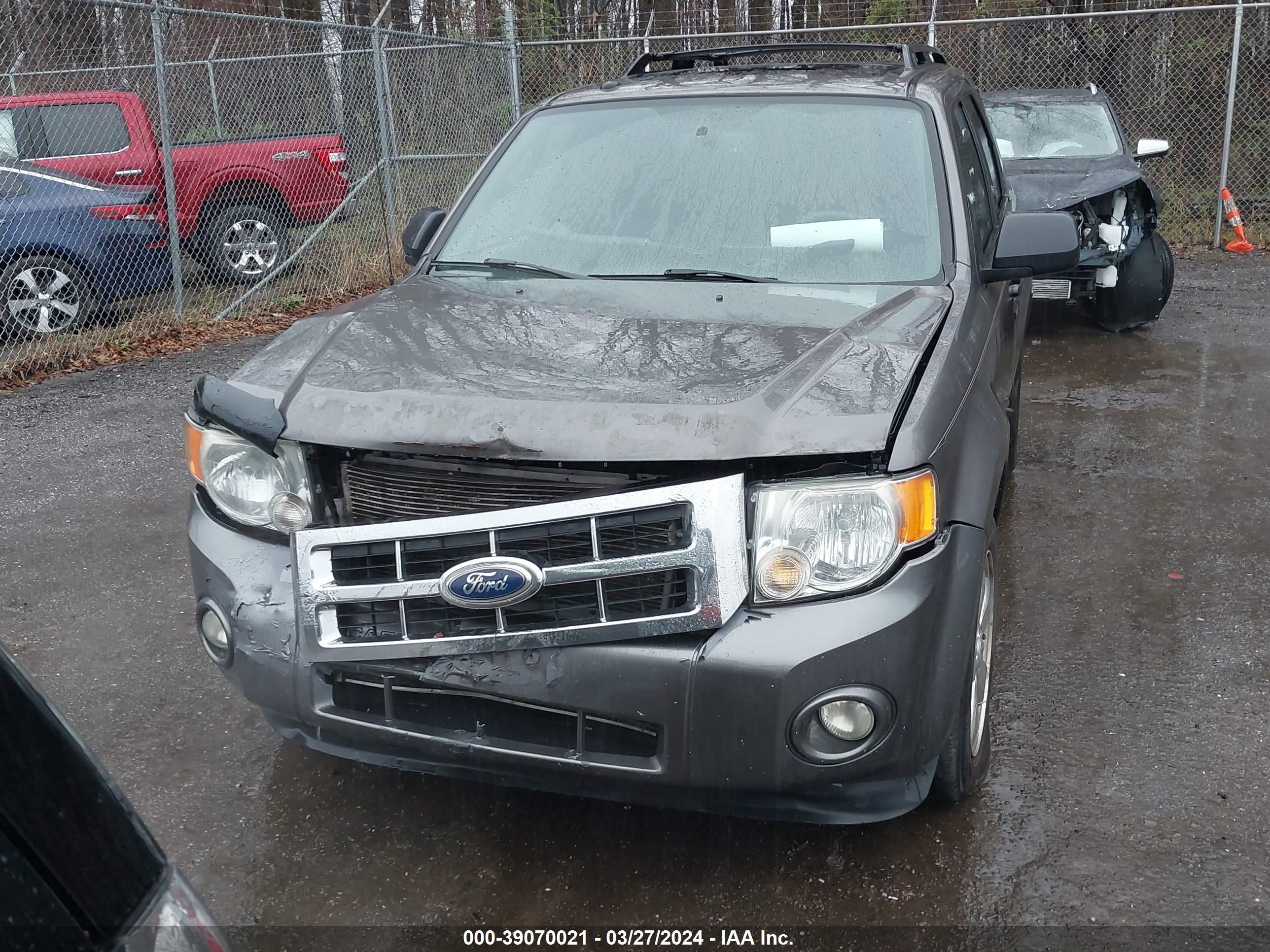 Photo 5 VIN: 1FMCU9DG3CKB62920 - FORD ESCAPE 