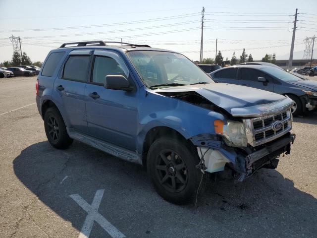 Photo 3 VIN: 1FMCU9DG4AKB26618 - FORD ESCAPE 