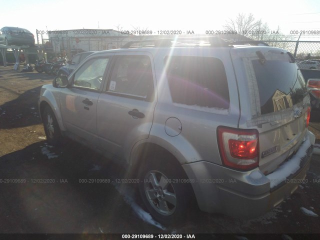 Photo 2 VIN: 1FMCU9DG4AKC11930 - FORD ESCAPE 