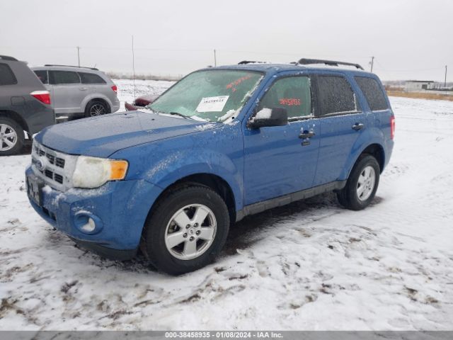 Photo 1 VIN: 1FMCU9DG4AKC22068 - FORD ESCAPE 